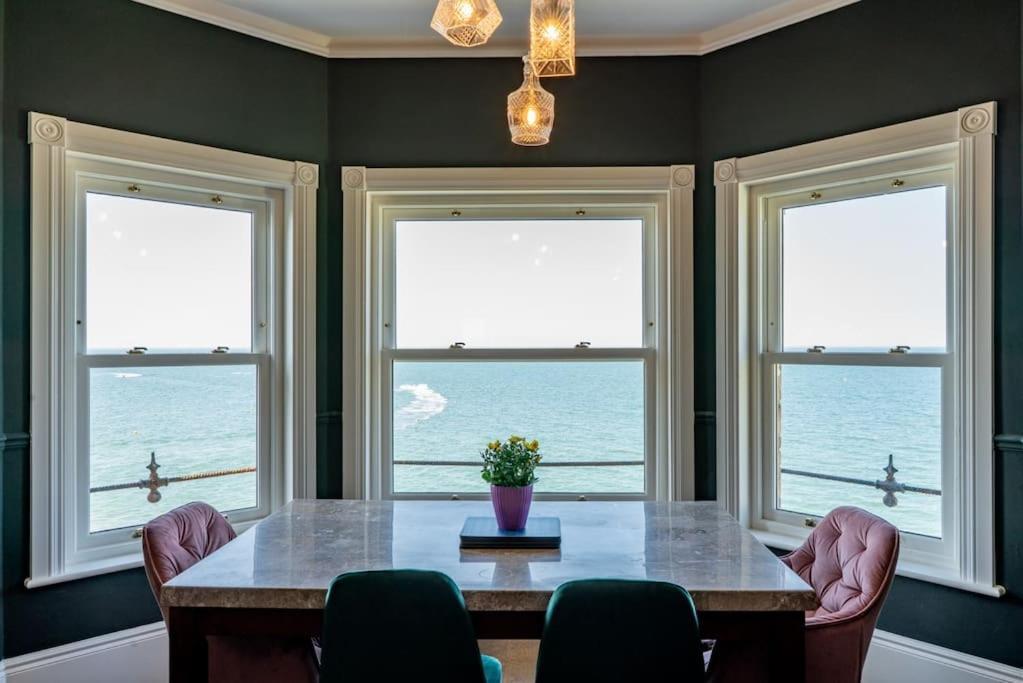 Luxury Duplex Penthouse On The Beach With Panoramic Sea Views Herne Bay Bagian luar foto