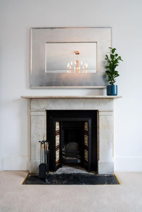 Luxury Duplex Penthouse On The Beach With Panoramic Sea Views Herne Bay Bagian luar foto
