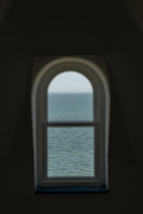 Luxury Duplex Penthouse On The Beach With Panoramic Sea Views Herne Bay Bagian luar foto