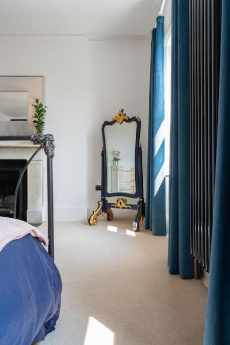 Luxury Duplex Penthouse On The Beach With Panoramic Sea Views Herne Bay Bagian luar foto