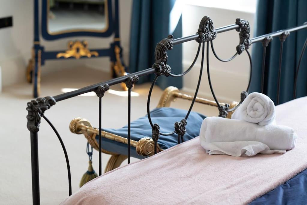 Luxury Duplex Penthouse On The Beach With Panoramic Sea Views Herne Bay Bagian luar foto