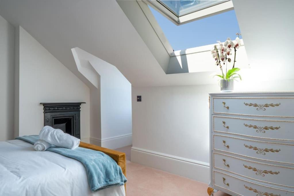 Luxury Duplex Penthouse On The Beach With Panoramic Sea Views Herne Bay Bagian luar foto