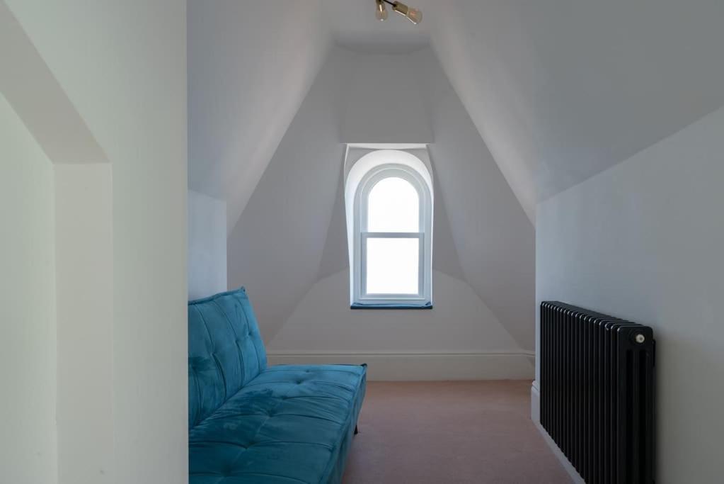 Luxury Duplex Penthouse On The Beach With Panoramic Sea Views Herne Bay Bagian luar foto